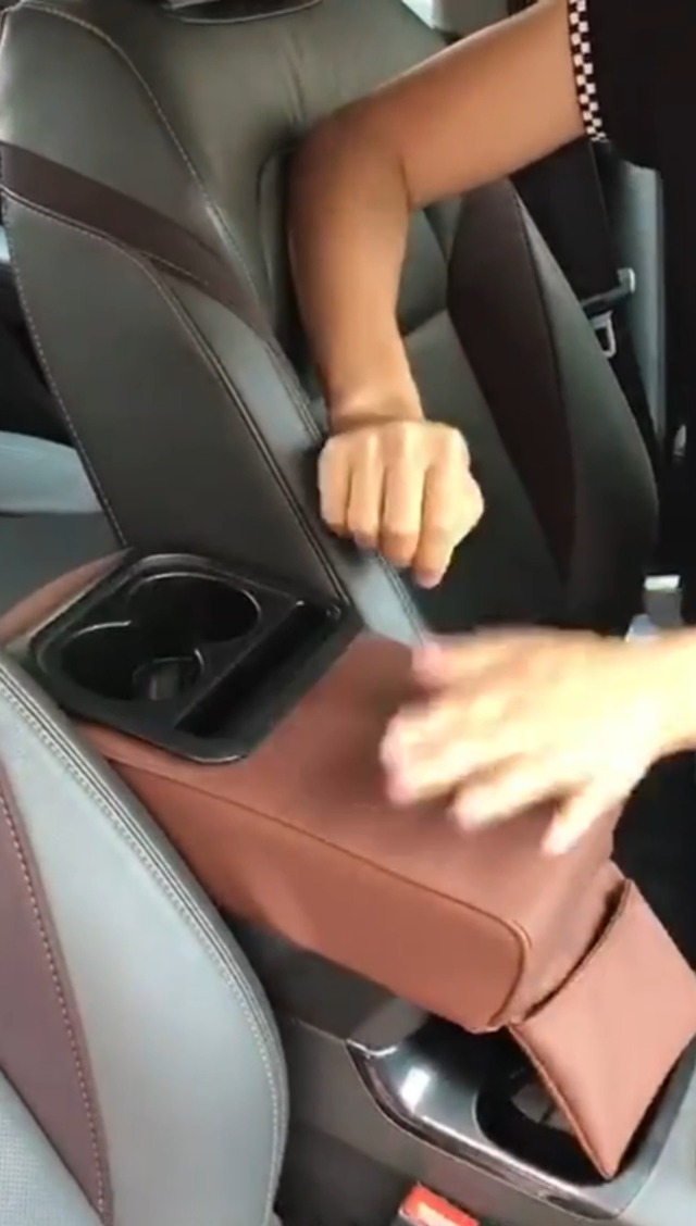Amazon | Raksonic 型 アームレスト コンソールボックス 車内収納